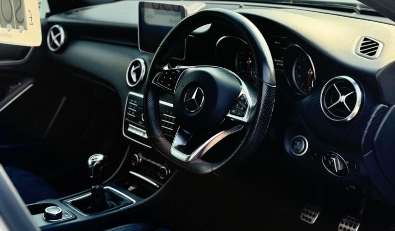 
								Mercedes-Benz A Class 1.6 A160 AMG Line Euro 6 (s/s) 5dr full									