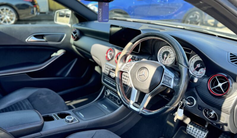 
								Mercedes-Benz A Class 2.0 A250 Engineered by AMG 7G-DCT 4MATIC Euro 6 (s/s) 5dr full									