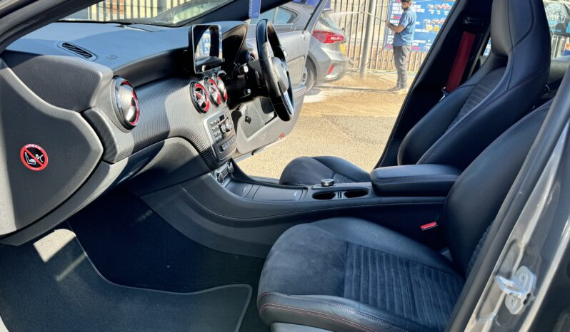 
								Mercedes-Benz A Class 2.0 A250 Engineered by AMG 7G-DCT 4MATIC Euro 6 (s/s) 5dr full									