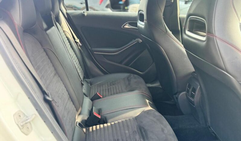 
								Mercedes-Benz A Class 1.6 A160 AMG Line Euro 6 (s/s) 5dr full									