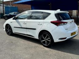 
										Toyota Auris 1.8 VVT-h Design CVT Euro 6 (s/s) 5dr (Safety Sense) full									